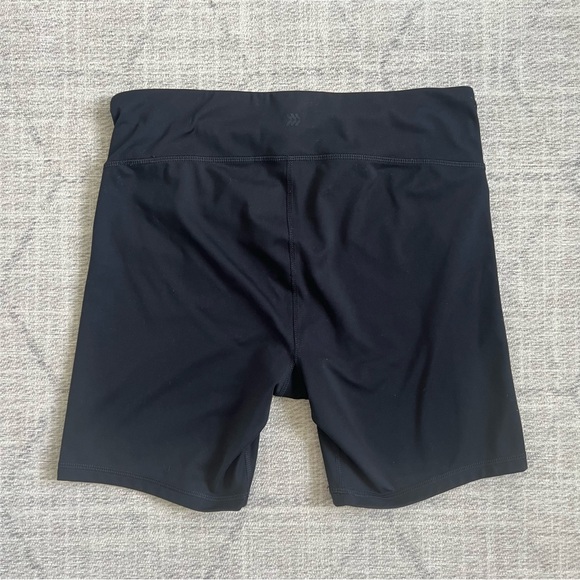 Target All Motion Women’s Black Athletic Gym Workout Running Yoga Shorts - Picture 2 of 8